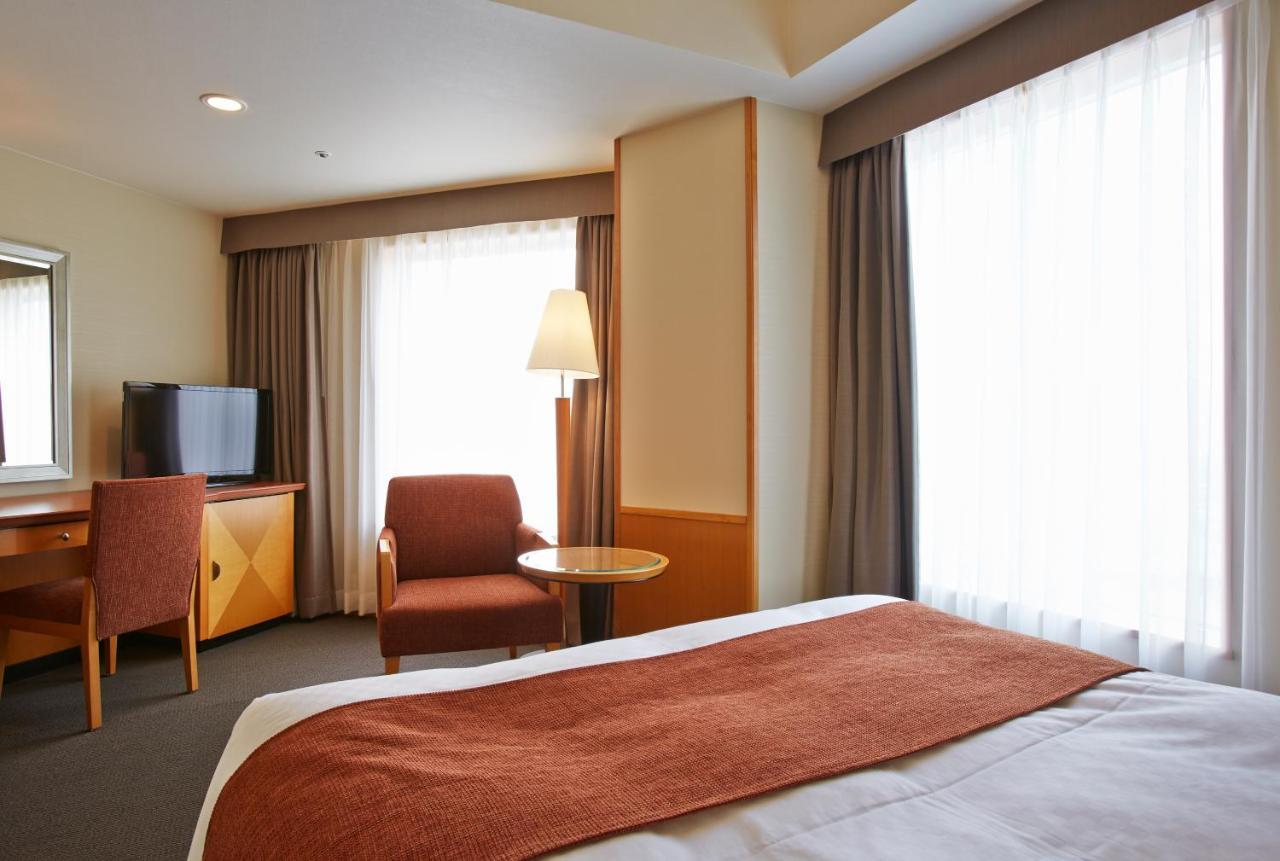 Jr Hotel Clement Takamatsu Ngoại thất bức ảnh